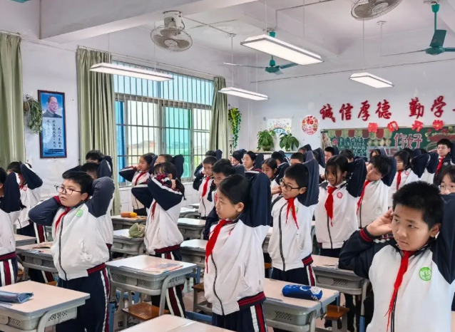 先行探究也有村庄校的量体裁衣其五维推进的体系性实践 先行探究也有村庄校的量体裁衣其五维推进的体系性实践